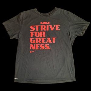 Nike Lebron James XL T Shirt
